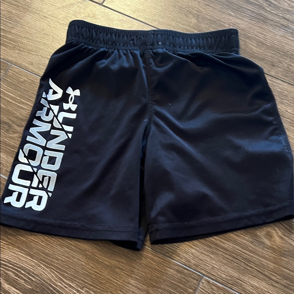 Under Armour Men's Black Athletic Shorts